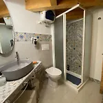 Open Space City Center Con Terrazzo E Due Bagni Milão