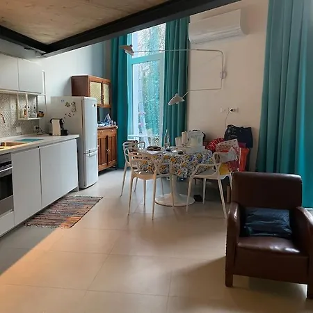 Apartamento Open Space City Center Con Terrazzo E Due Bagni Milão