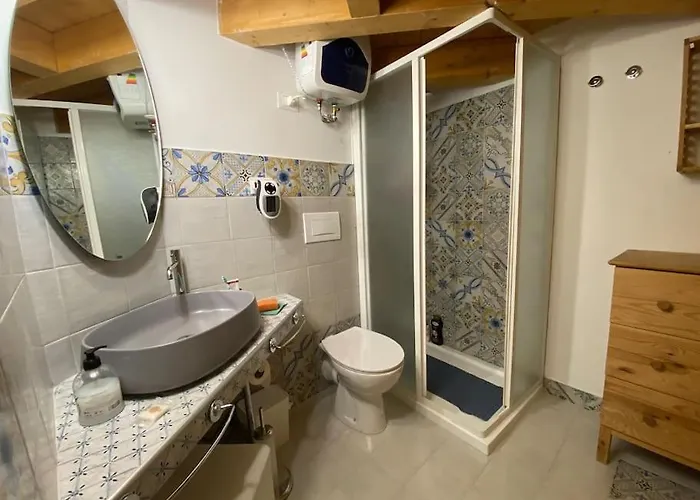 Open Space City Center Con Terrazzo E Due Bagni מילאנו