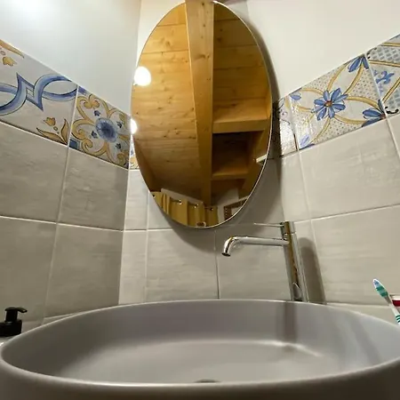 Daire Open Space City Center Con Terrazzo E Due Bagni
